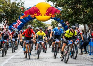 Red Bull Geç Kalma bisiklet tutkunlarını buluşturdu